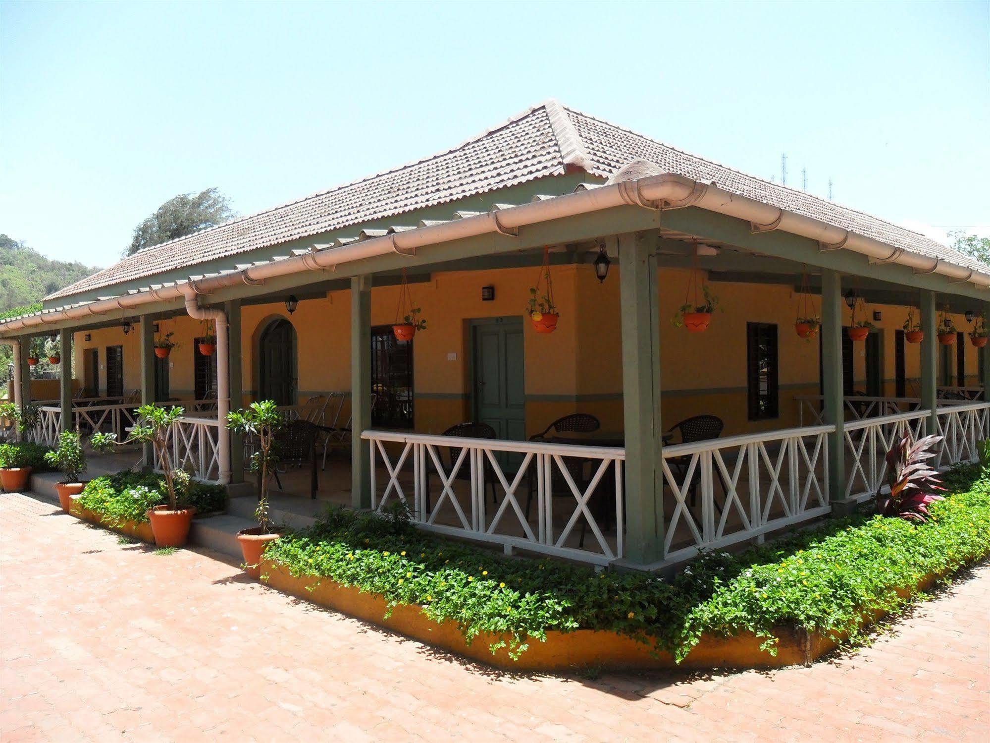 Golden Swan Beach Resort Murūd Exterior foto